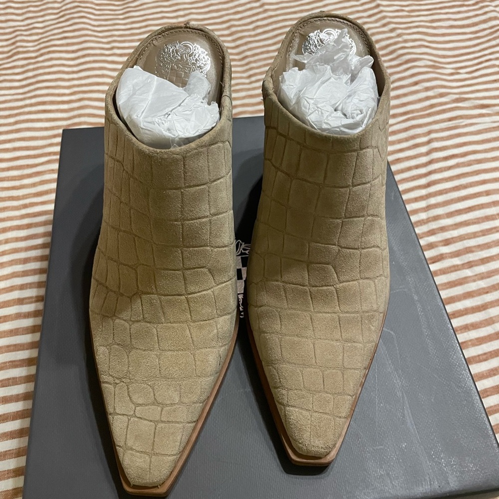 Pointed beige Suede Heeled Mules, 9.5M